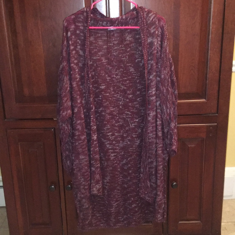 NEVER WORN maroon and white heavy cardigan